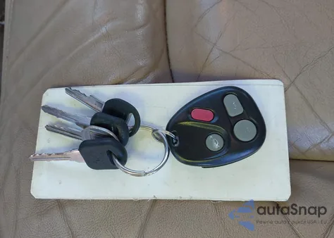 2004 Buick Park Avenue z USA, uszkodzony, nr VIN 1G4CW54K044137938